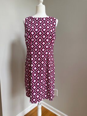 Alyx Pink and Black Geometric Shift Dress
